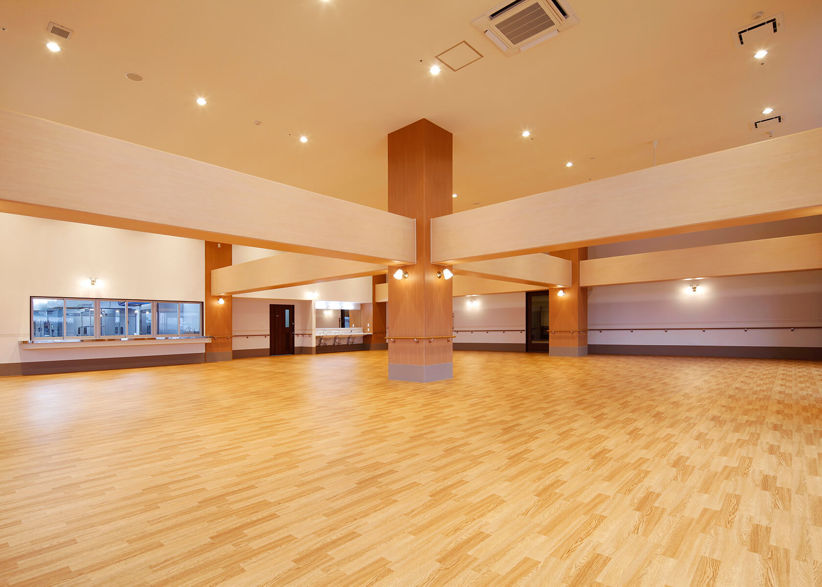 かわぐち翔裕館